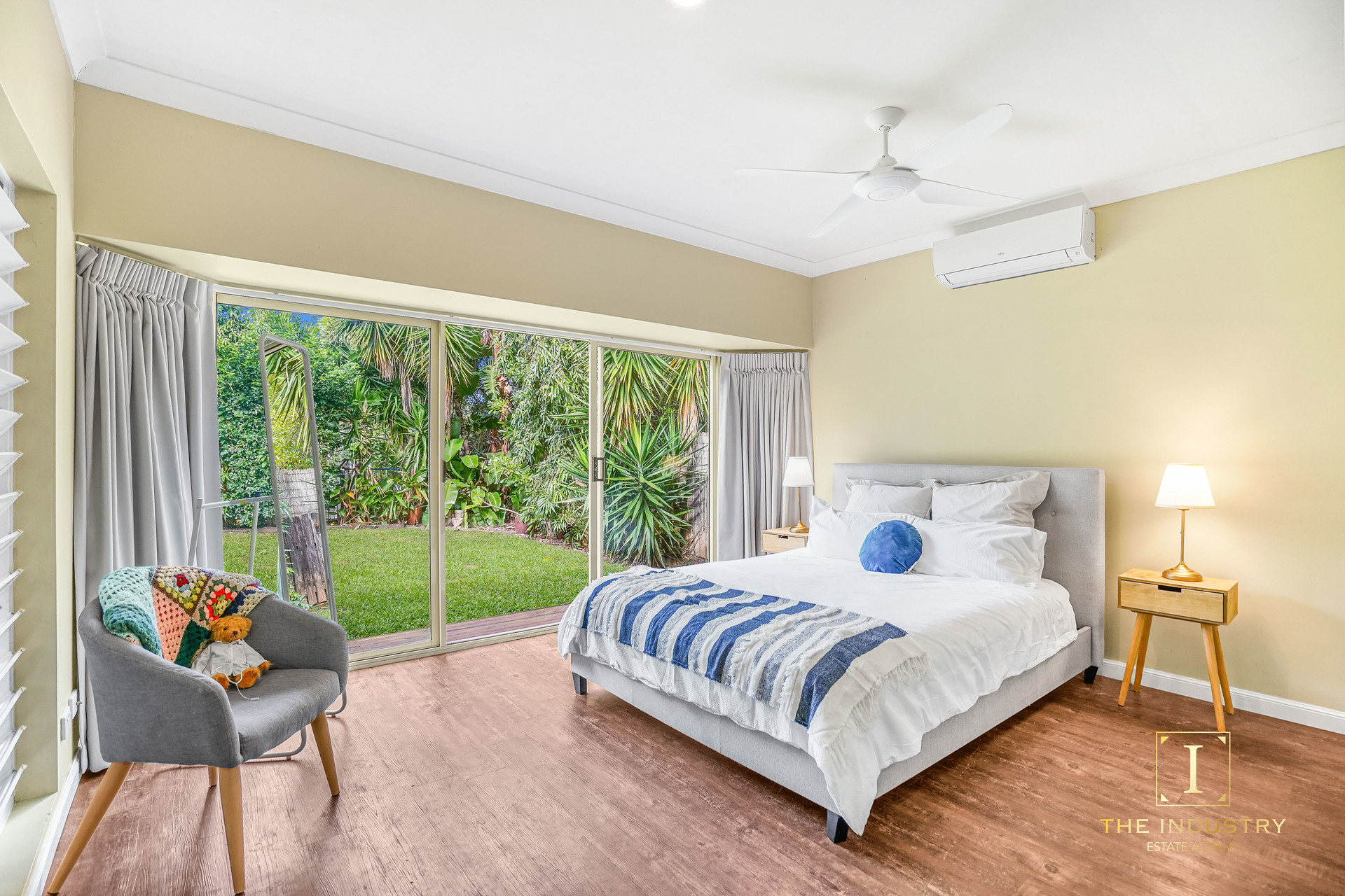 10 Lookout Terrace, Trinity Beach, QLD 4879 AUS