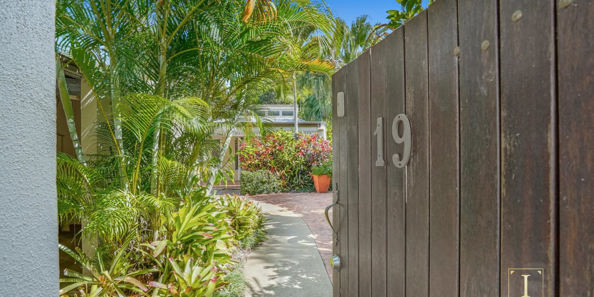 19 MacAlister Place, Smithfield, QLD 4878 AUS