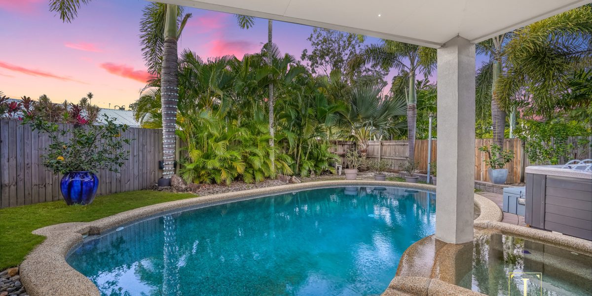 5-7 Strombus Avenue, Trinity Beach, QLD 4879 AUS