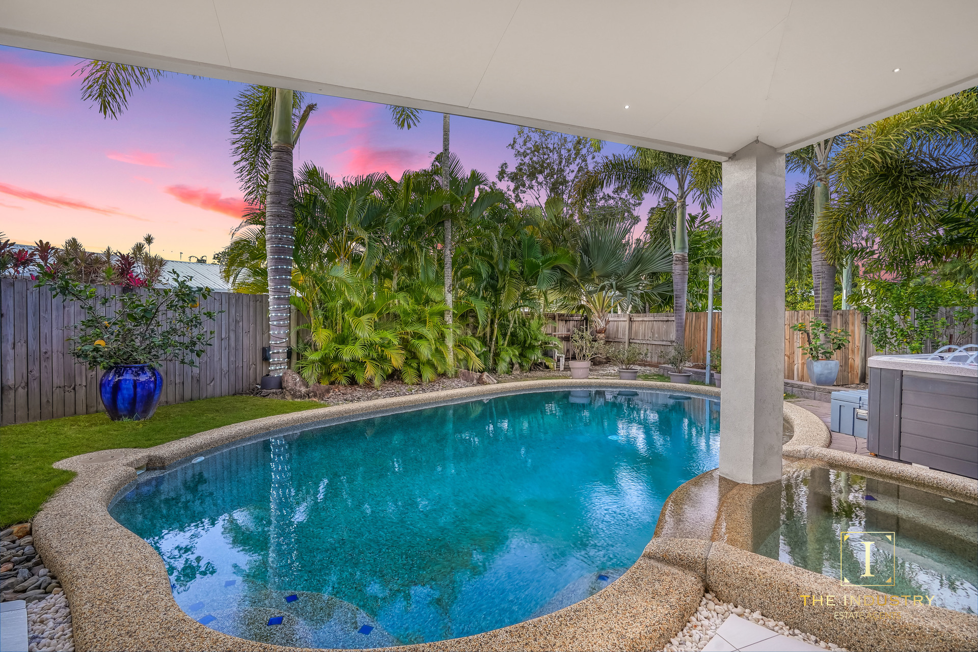 5-7 Strombus Avenue, Trinity Beach, QLD 4879 AUS