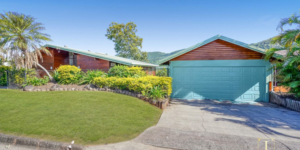 37 Koppen Terrace, Mooroobool, QLD 4870 AUS
