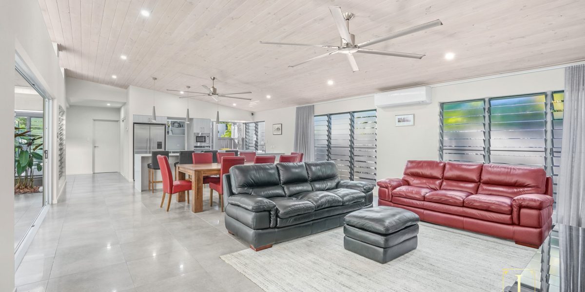 15 Onyx Street, Clifton Beach, QLD 4879 AUS