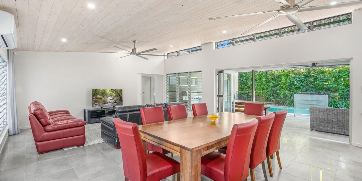 15 Onyx Street, Clifton Beach, QLD 4879 AUS
