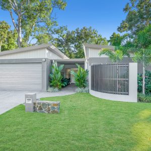 15 Onyx Street, Clifton Beach, QLD 4879 AUS