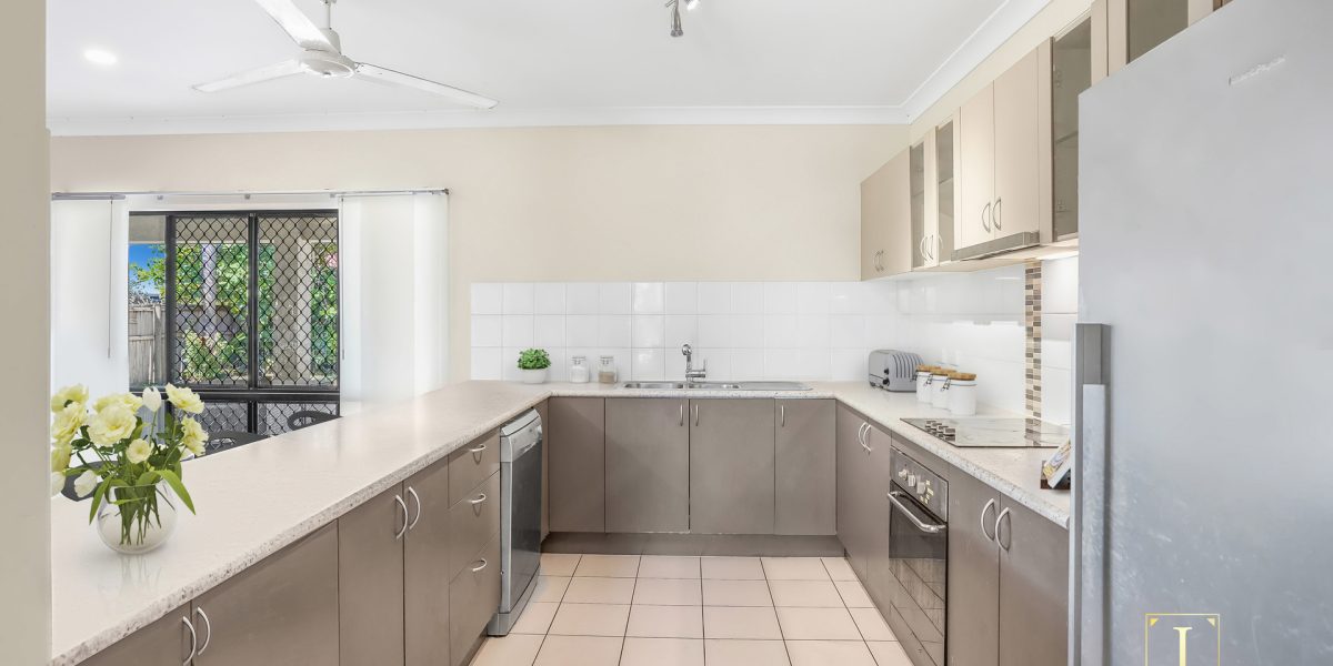 4 Imooya Place, Trinity Park, QLD 4879 AUS