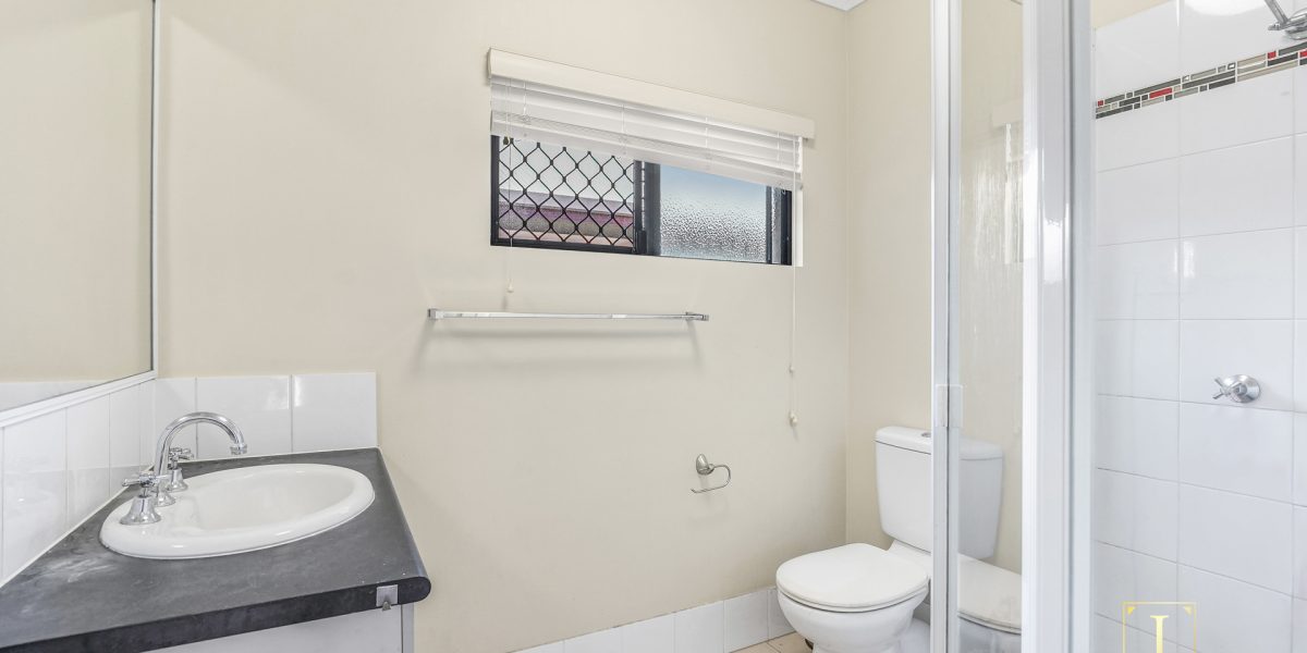 4 Imooya Place, Trinity Park, QLD 4879 AUS