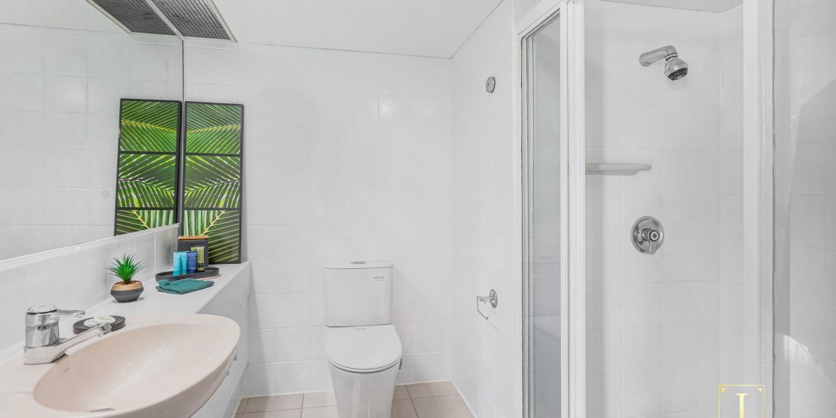 18/173-181 Esplanade, Cairns North, QLD 4870 AUS