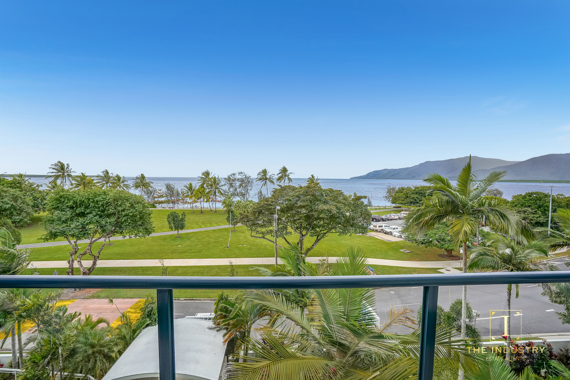 18/173-181 Esplanade, Cairns North, QLD 4870 AUS