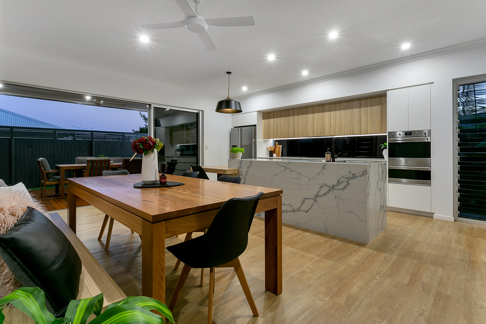 4 Yumbabulla Green, Smithfield, QLD 4878 AUS