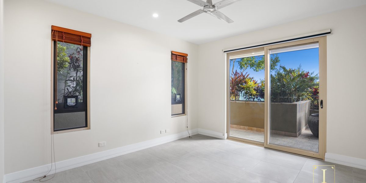 7/11 Colonel Cummings Drive, Palm Cove, QLD 4879 AUS
