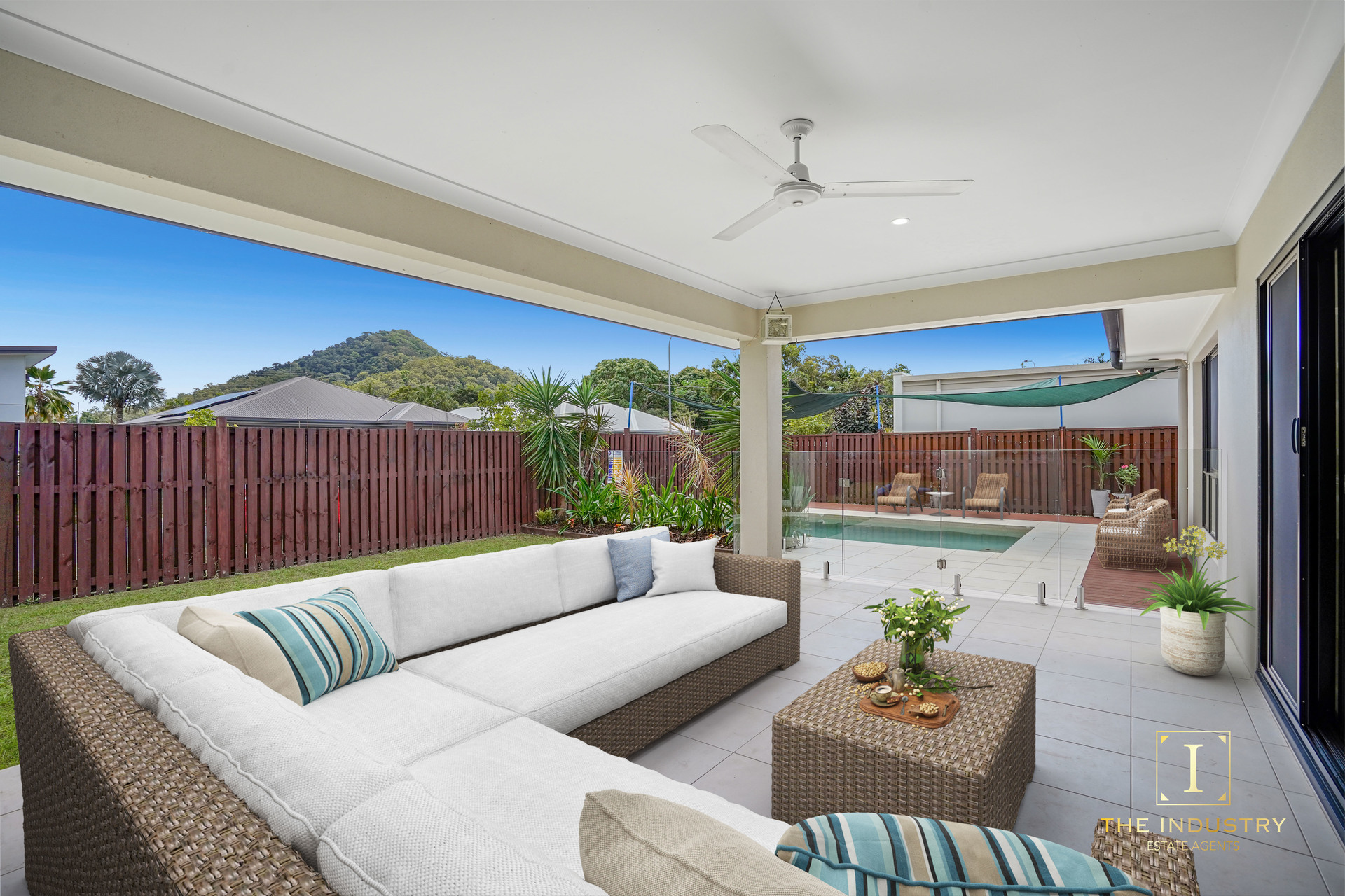 8 Bluecove Circuit, Trinity Park, QLD 4879 AUS