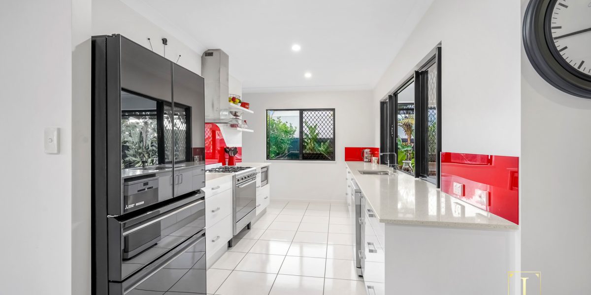2 Miley Close, Gordonvale, QLD 4865 AUS