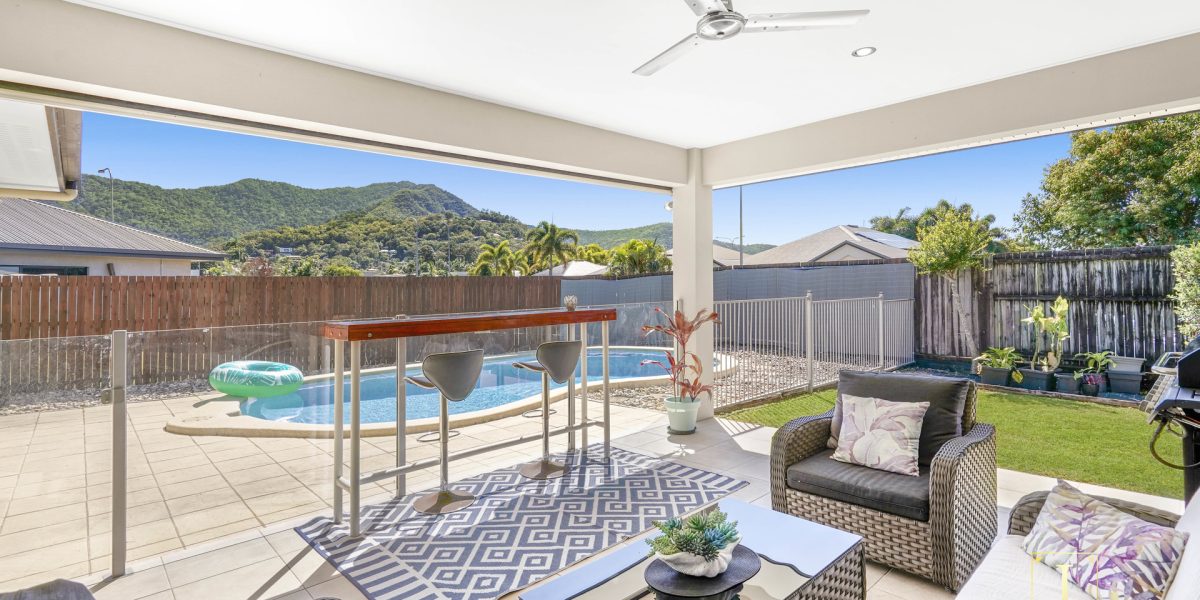27 Hetherton Street, Smithfield, QLD 4878 AUS