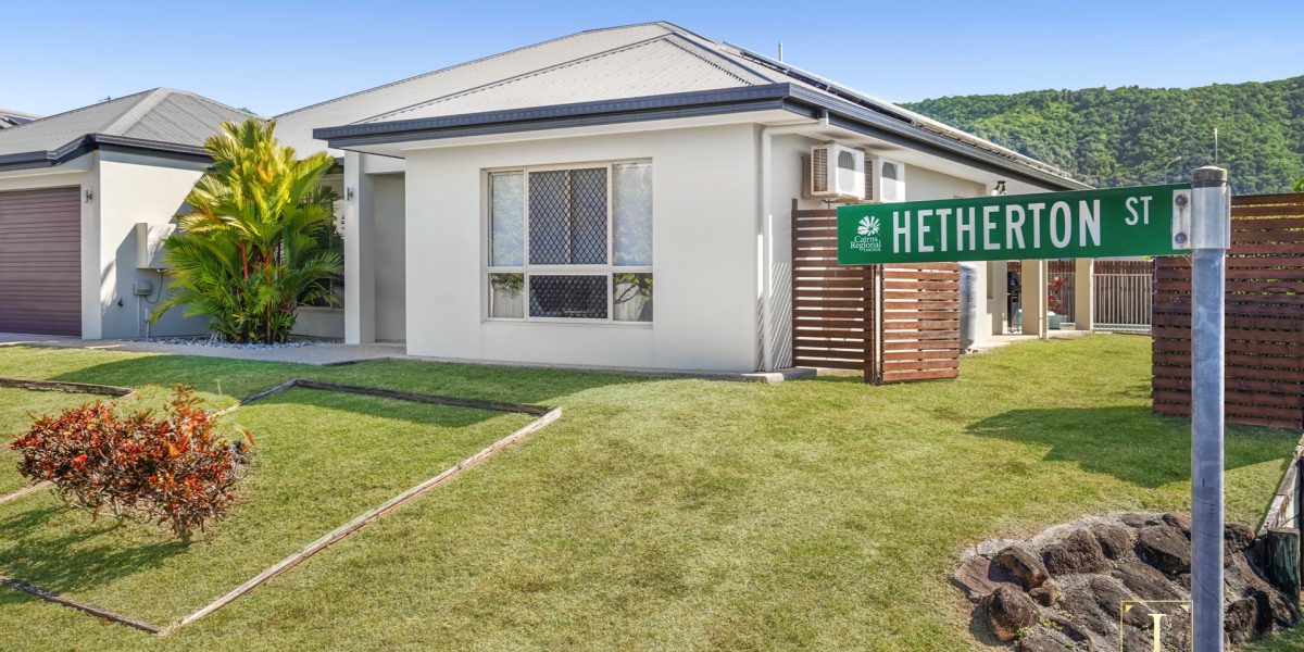 27 Hetherton Street, Smithfield, QLD 4878 AUS
