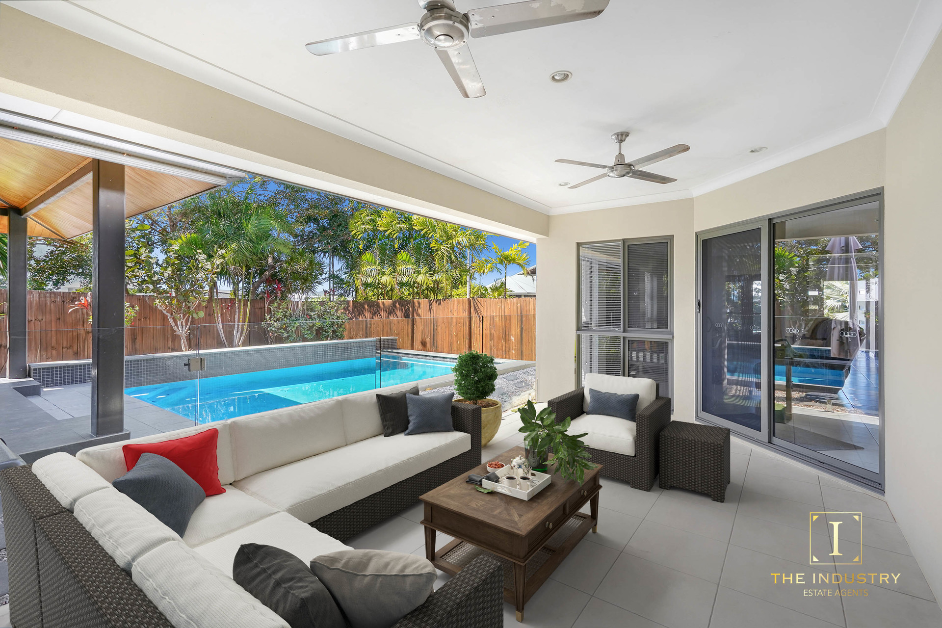 21 Chandos Brace, Smithfield, QLD 4878 AUS