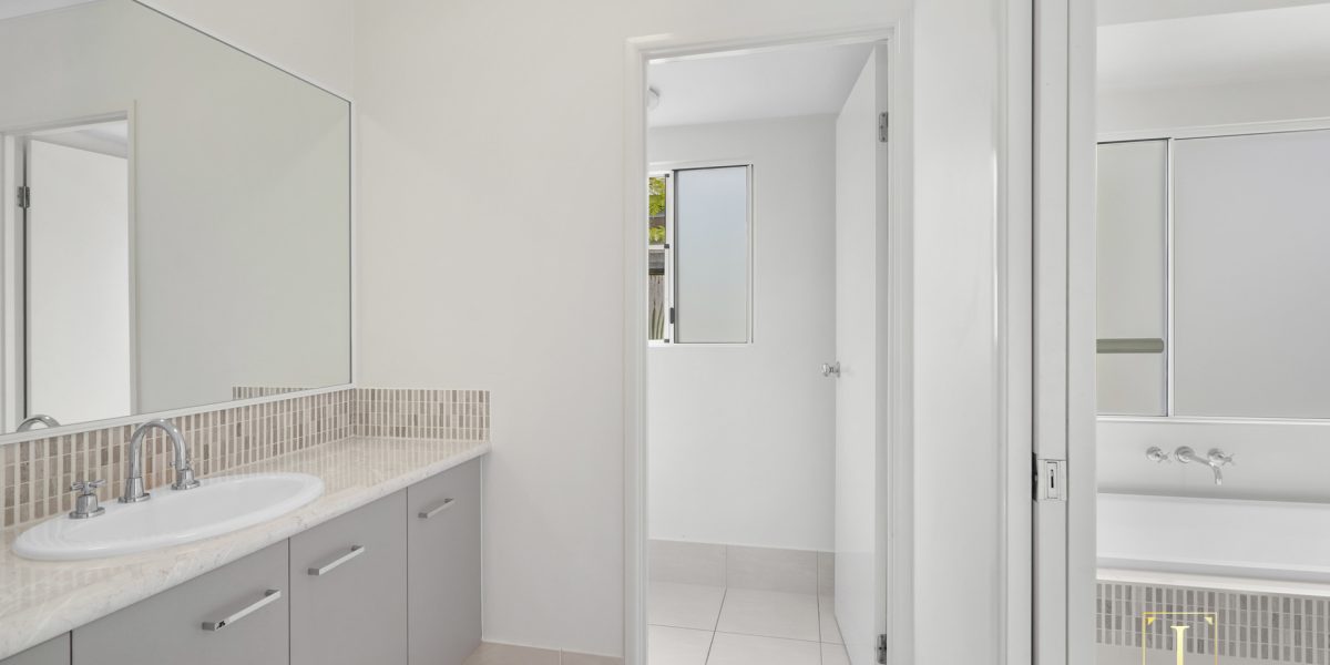 3 Selwyn Circuit, Trinity Park, QLD 4879 AUS