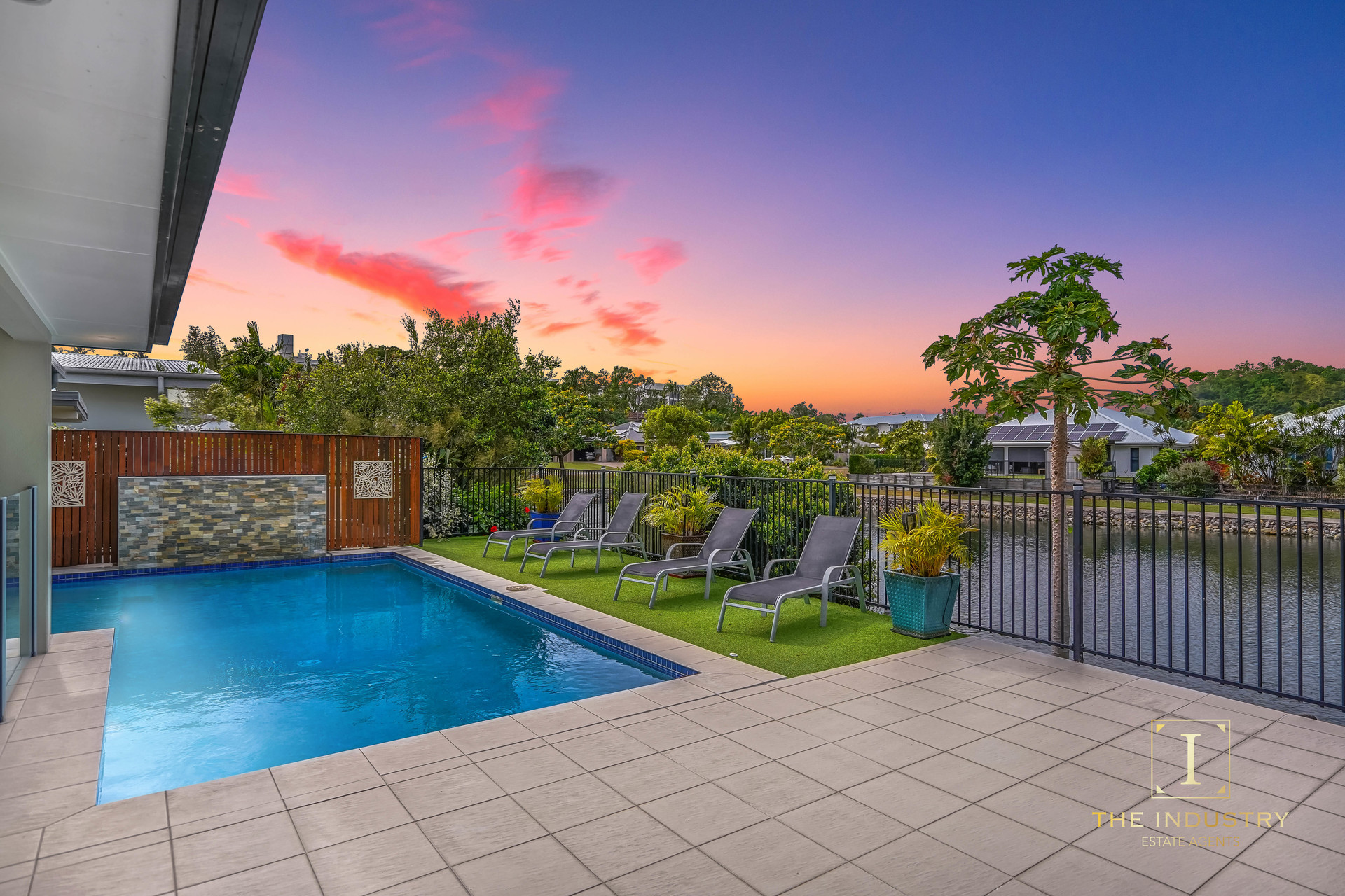 19 Lagoon Drive, Trinity Beach, QLD 4879 AUS