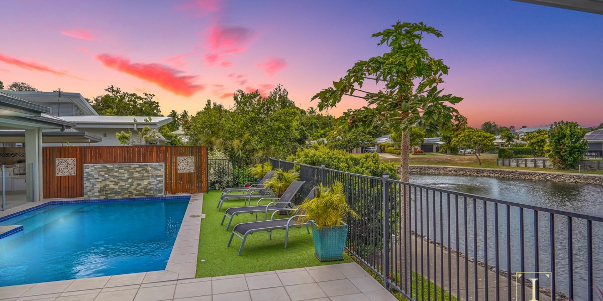 19 Lagoon Drive, Trinity Beach, QLD 4879 AUS