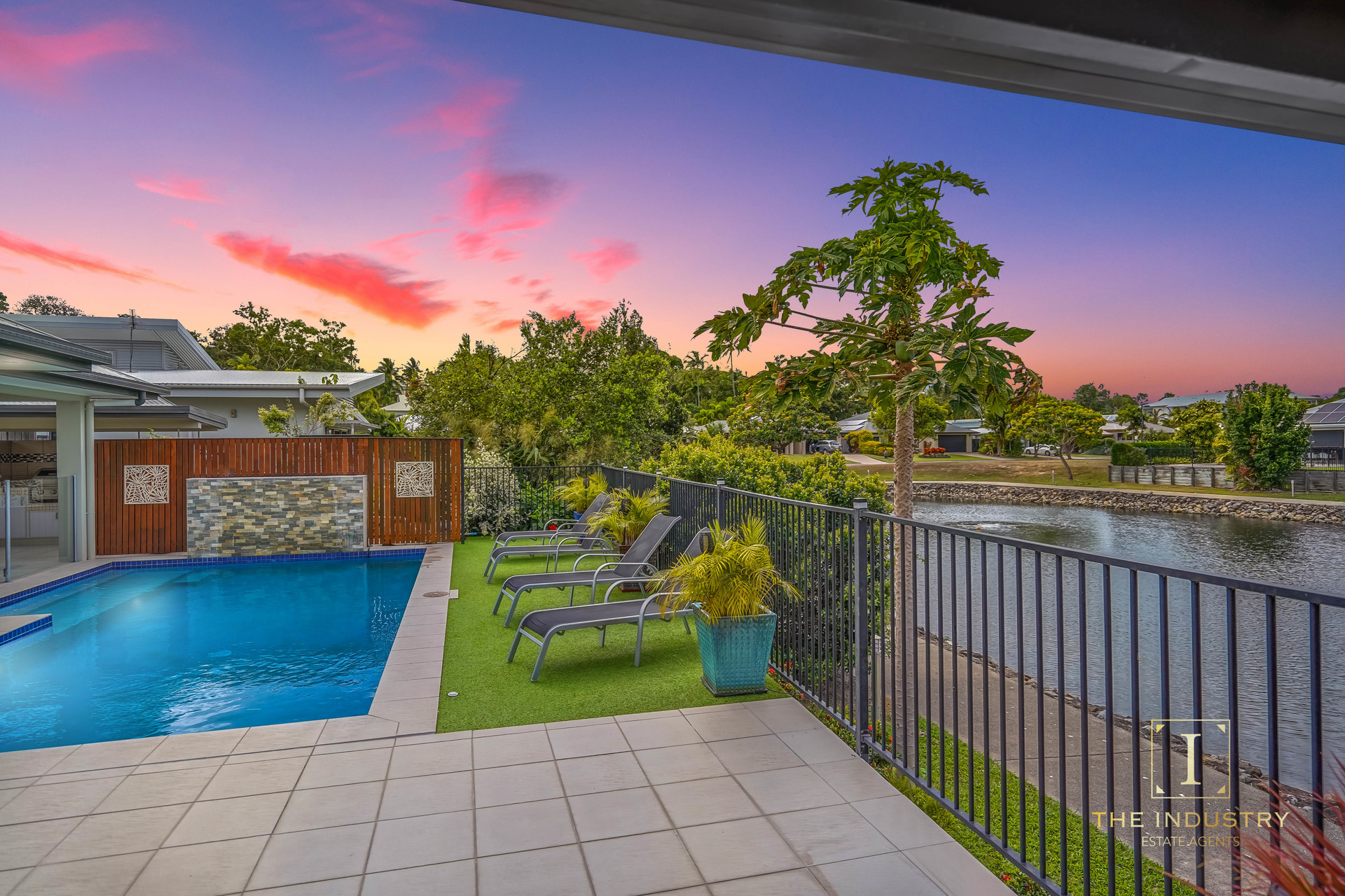 19 Lagoon Drive, Trinity Beach, QLD 4879 AUS