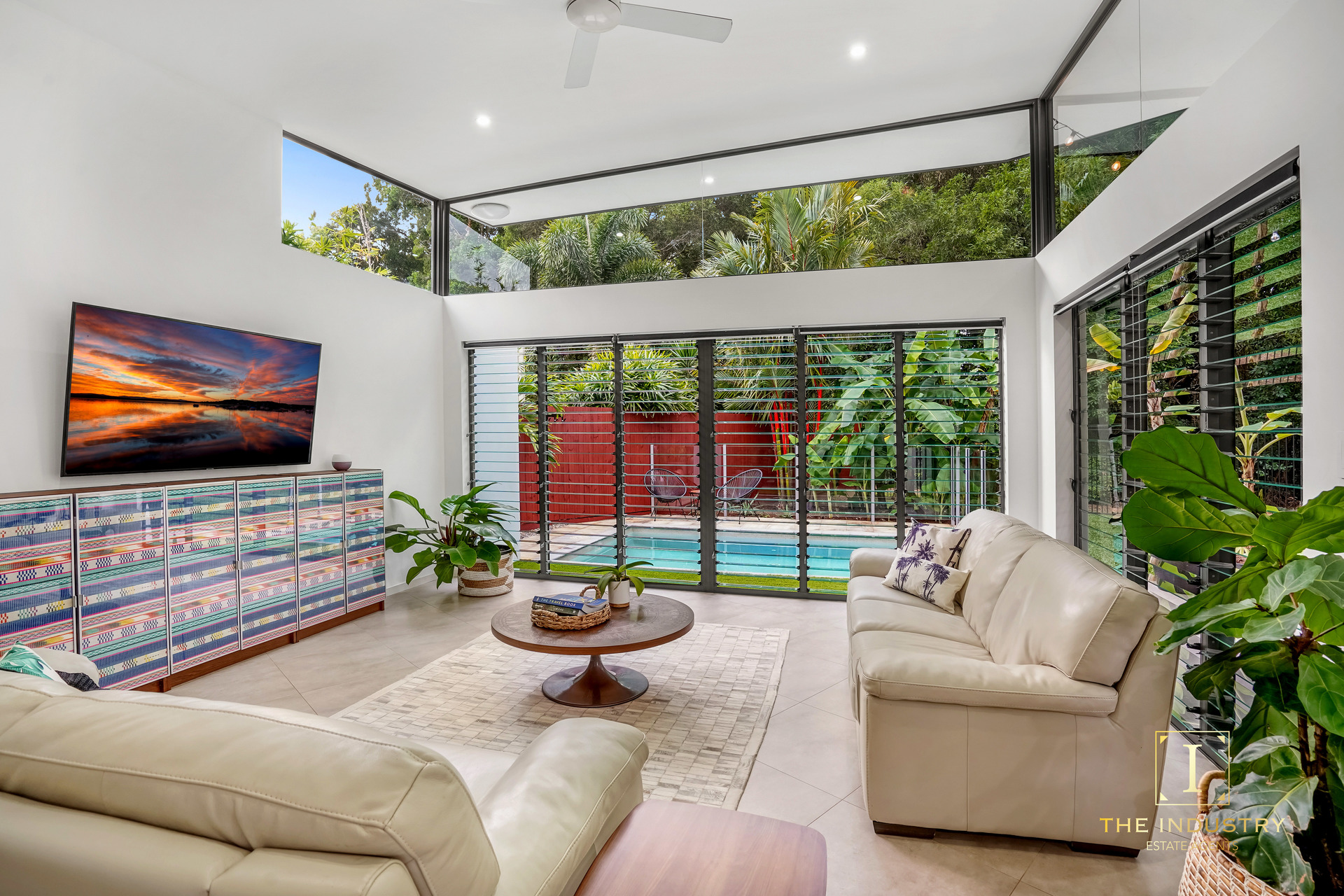 19 Litara Court, Palm Cove, QLD 4879 AUS