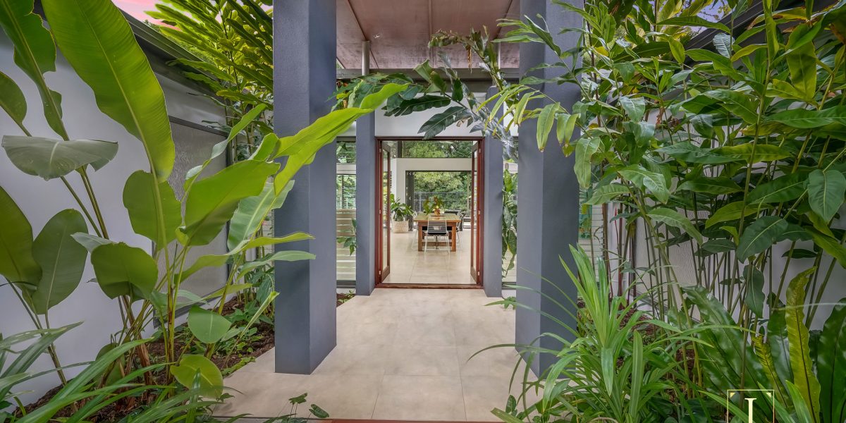 19 Litara Court, Palm Cove, QLD 4879 AUS