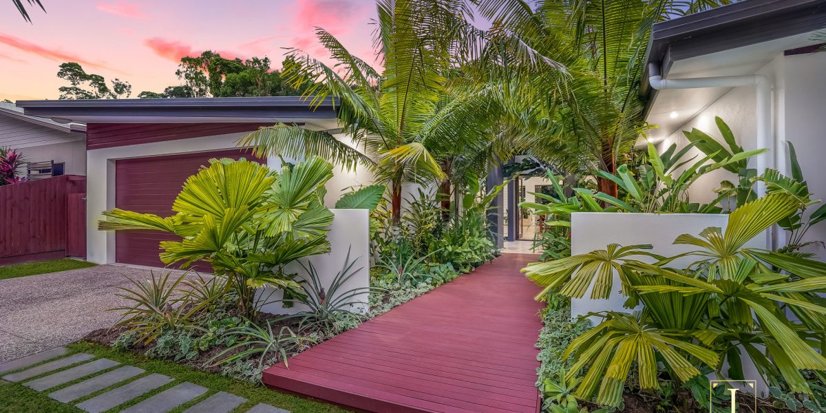 19 Litara Court, Palm Cove, QLD 4879 AUS