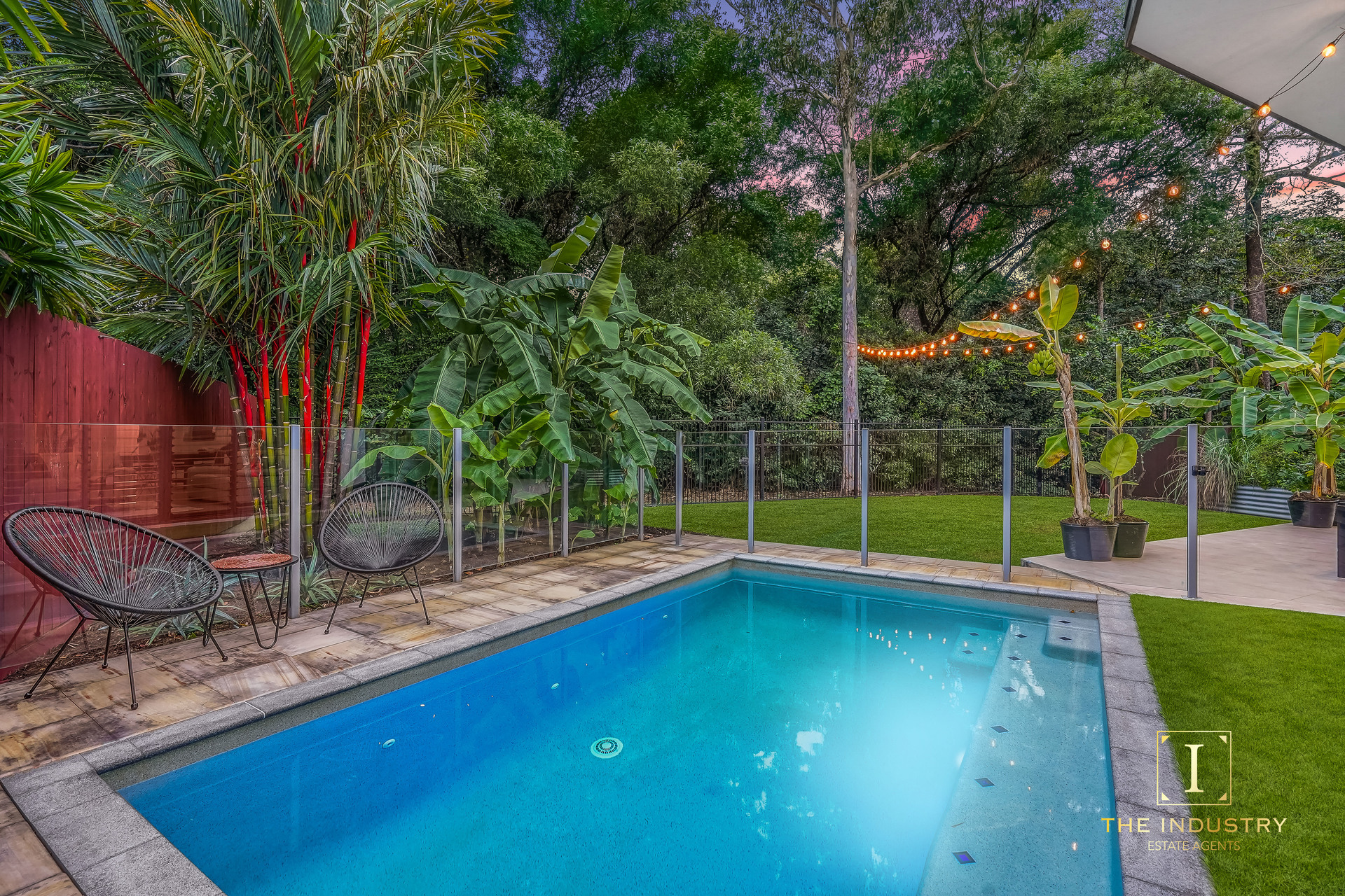 19 Litara Court, Palm Cove, QLD 4879 AUS