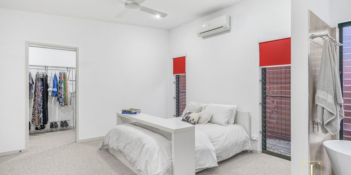 19 Litara Court, Palm Cove, QLD 4879 AUS