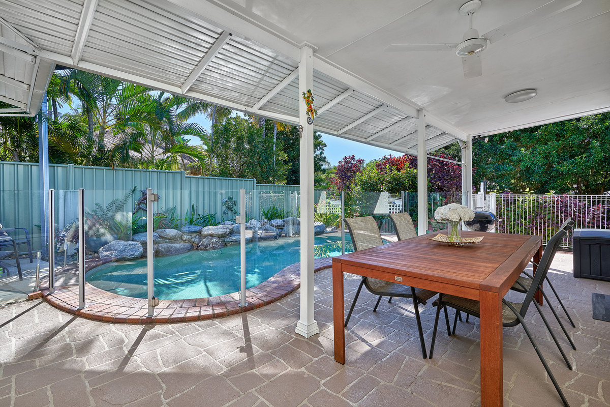 38 Yule Avenue, Clifton Beach, QLD 4879 AUS