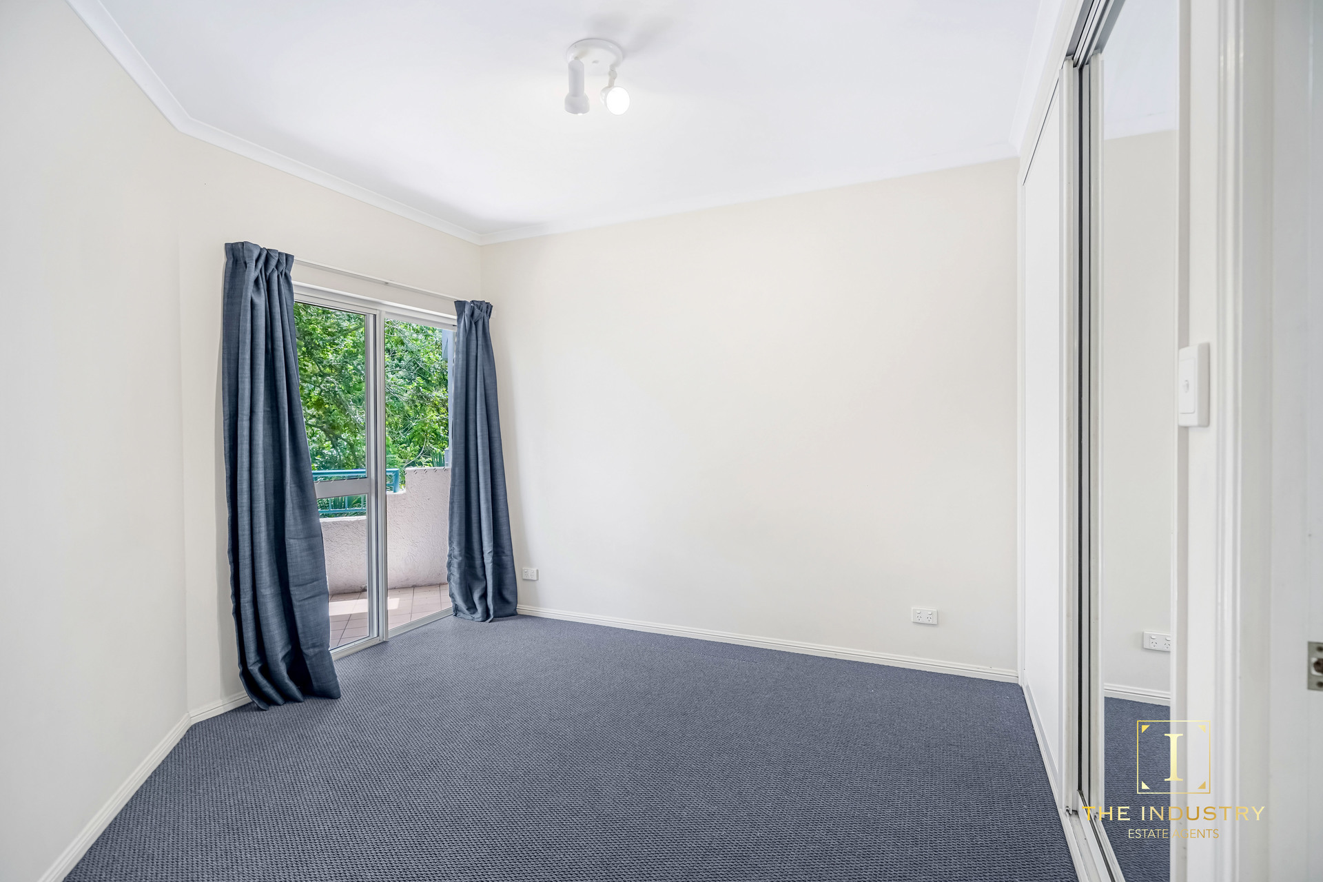 Level 2/13/34-40 Lily Street, Cairns North, QLD 4870 AUS