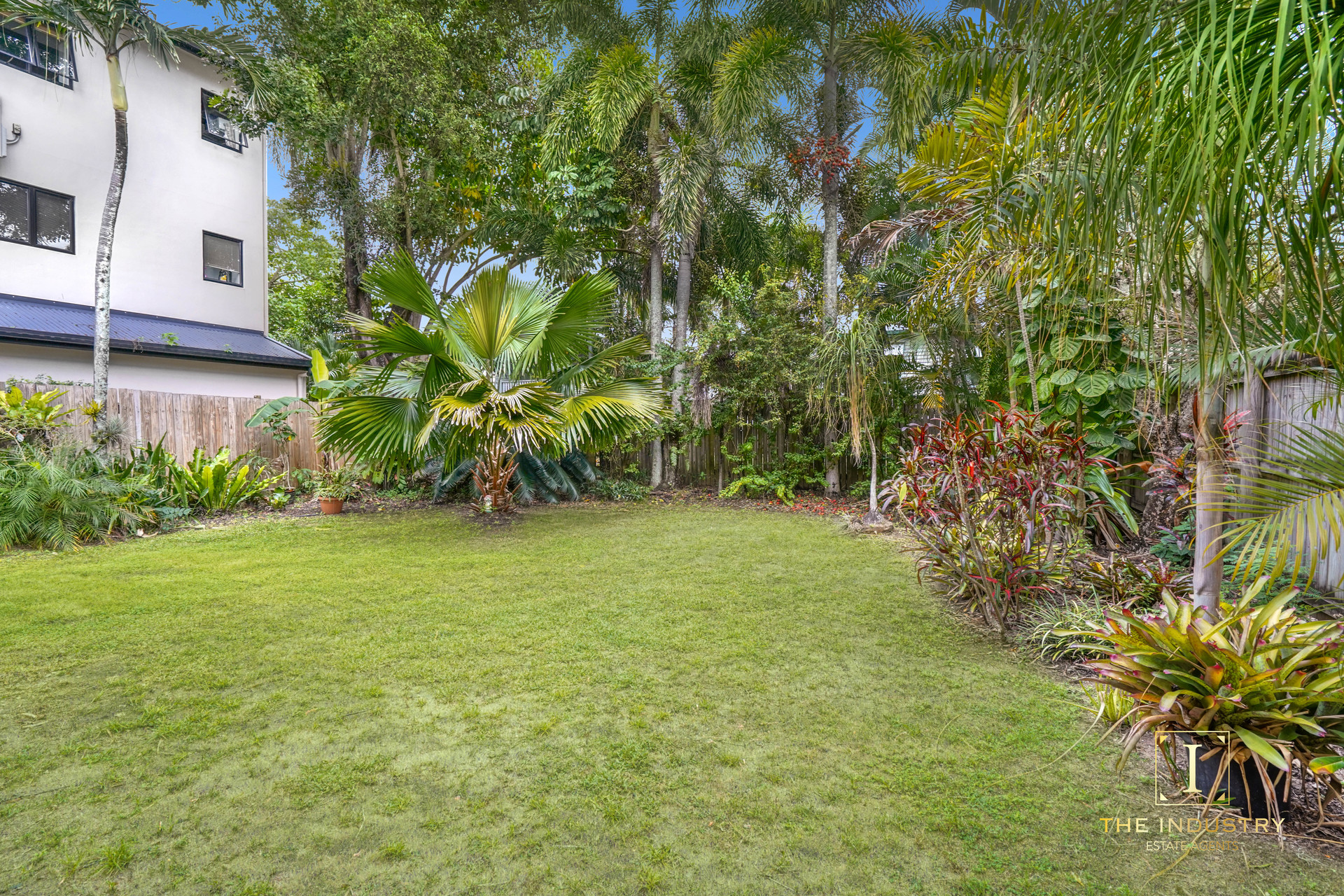 70 Digger Street, Cairns North, QLD 4870 AUS