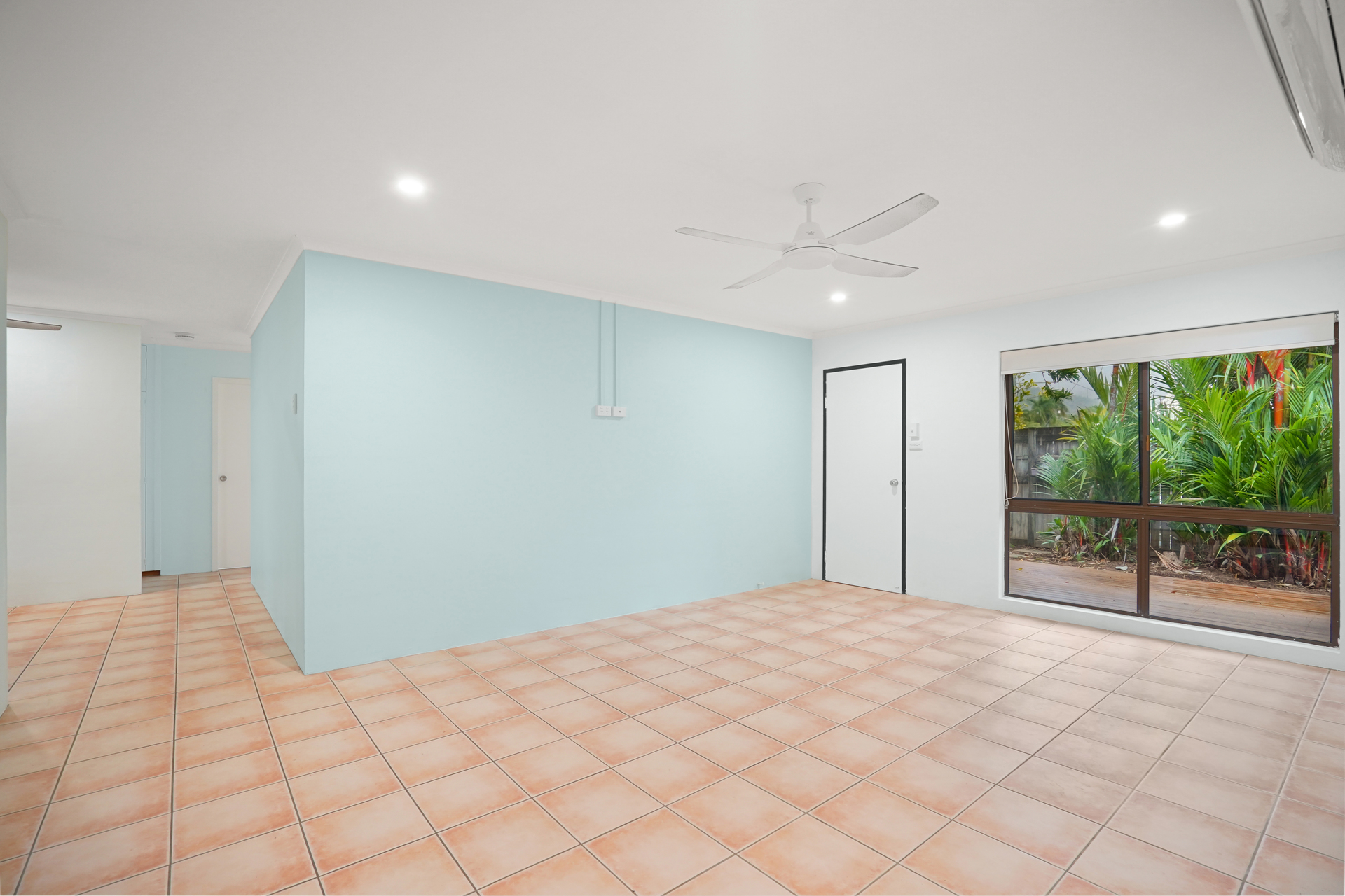 2/100 Trinity Beach Road, Trinity Beach, QLD 4879 AUS