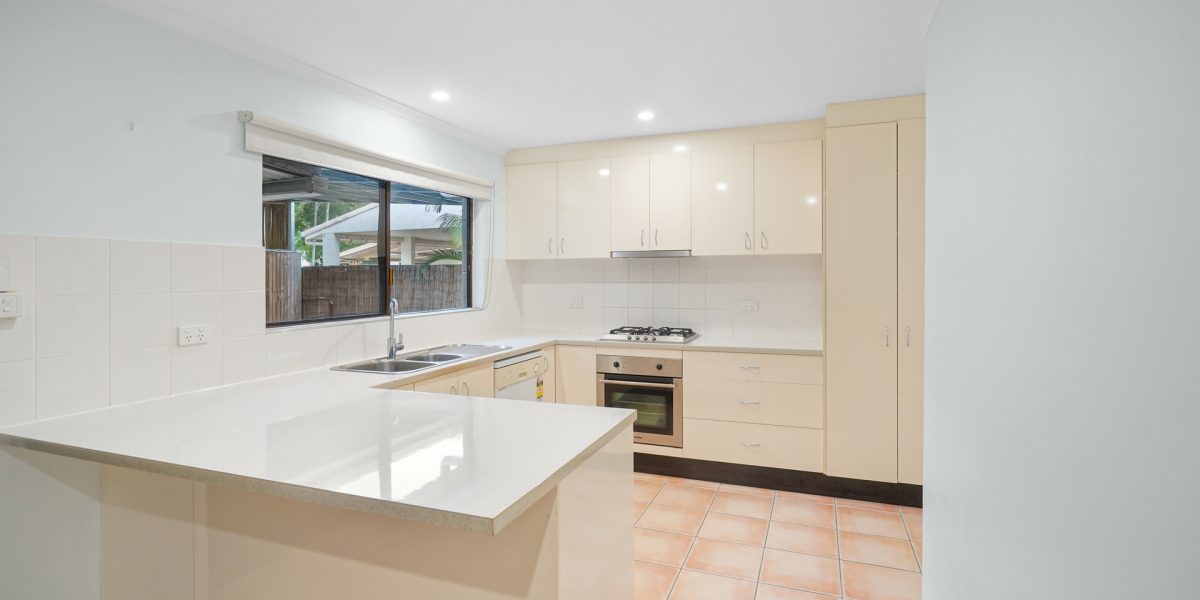 2/100 Trinity Beach Road, Trinity Beach, QLD 4879 AUS