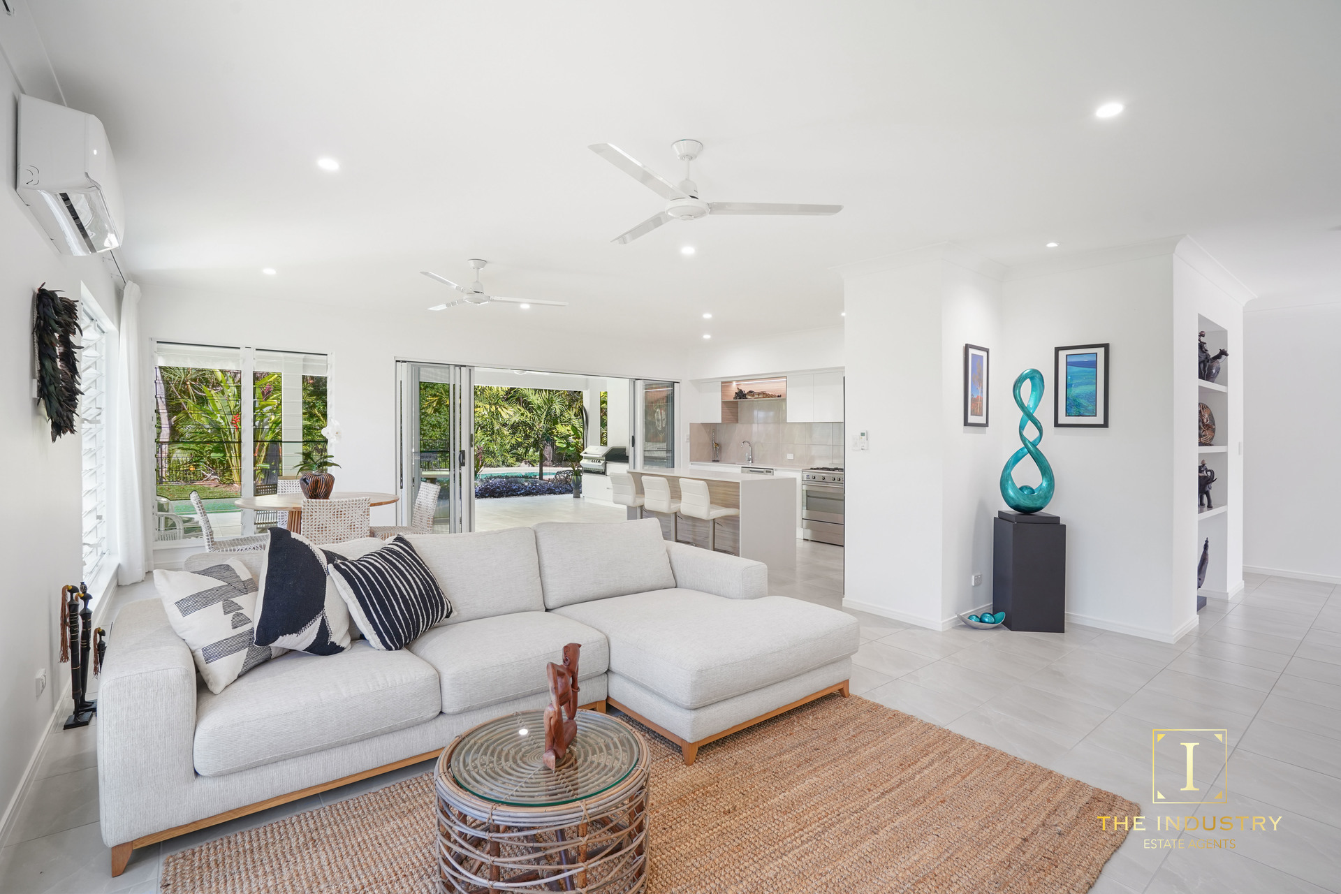 29 Yule Avenue, Clifton Beach, QLD 4879 AUS