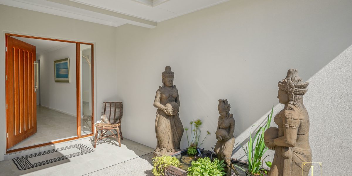 29 Yule Avenue, Clifton Beach, QLD 4879 AUS