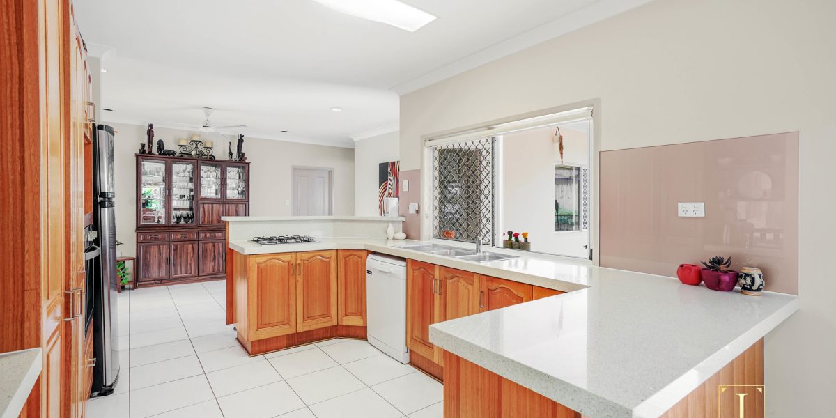 9 Clearwater Street, Freshwater, QLD 4870 AUS
