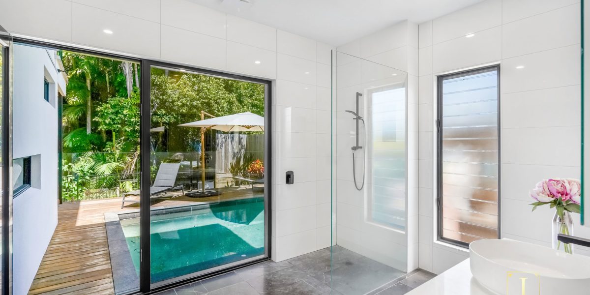 47B Arlington Esplanade, Clifton Beach, QLD 4879 AUS