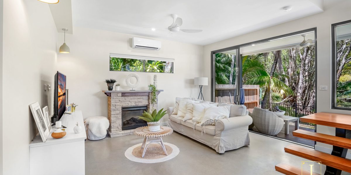 47B Arlington Esplanade, Clifton Beach, QLD 4879 AUS