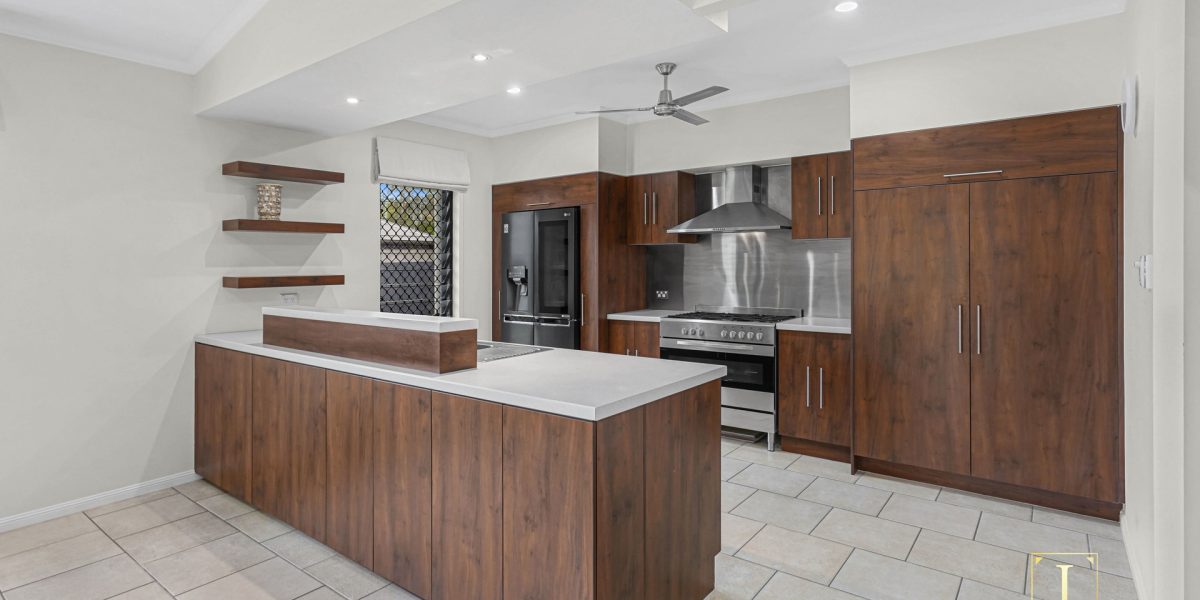 54 Leonard Street, Kewarra Beach, QLD 4879 AUS