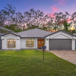 54 Leonard Street, Kewarra Beach, QLD 4879 AUS