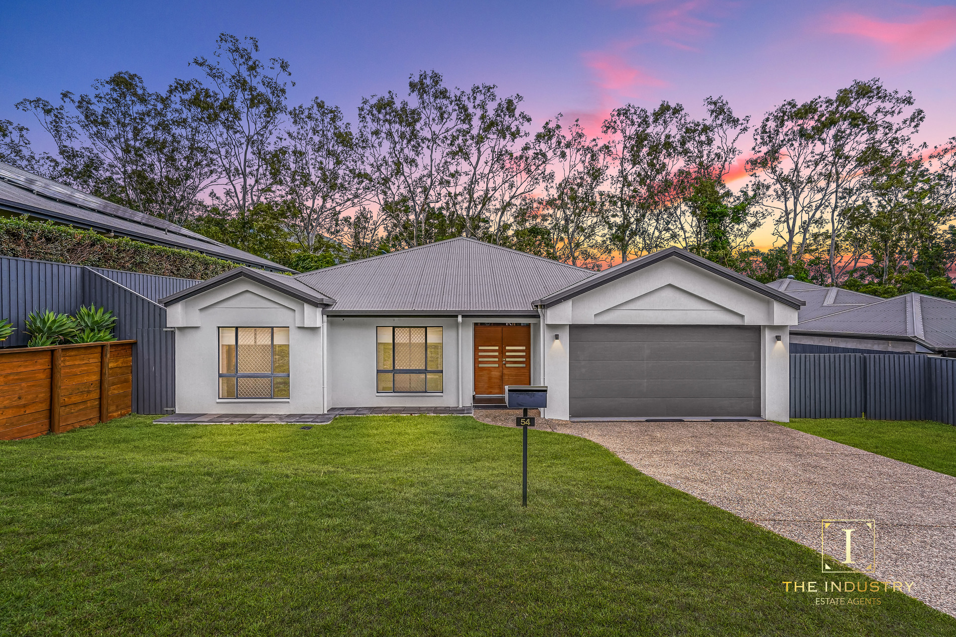 54 Leonard Street, Kewarra Beach, QLD 4879 AUS