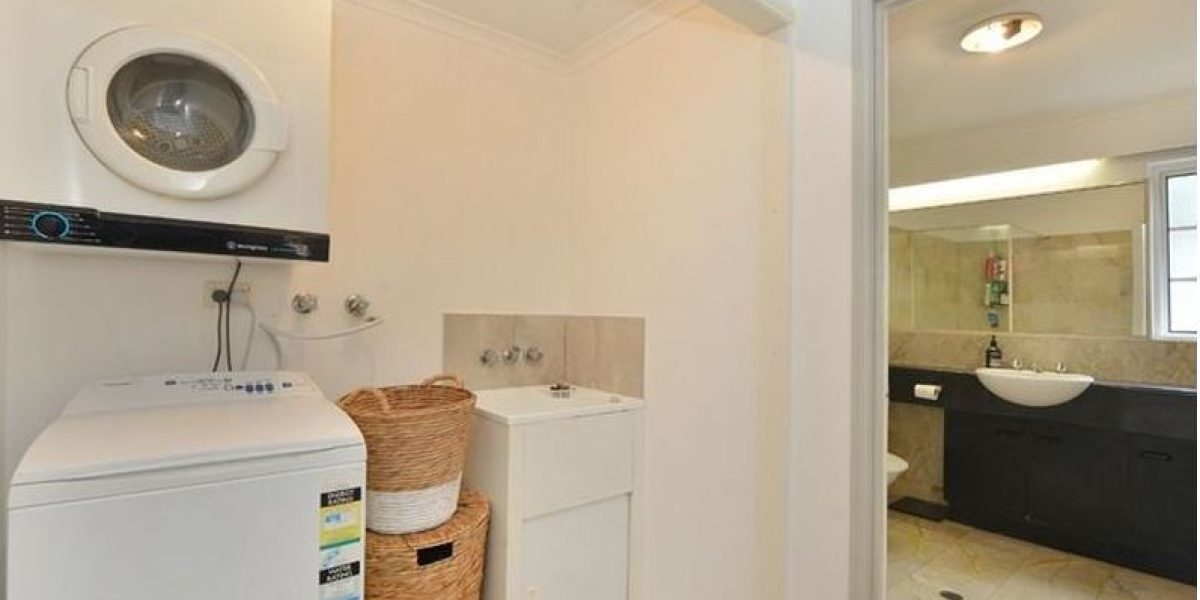 38/327 Lake Street, Cairns North, QLD 4870 AUS