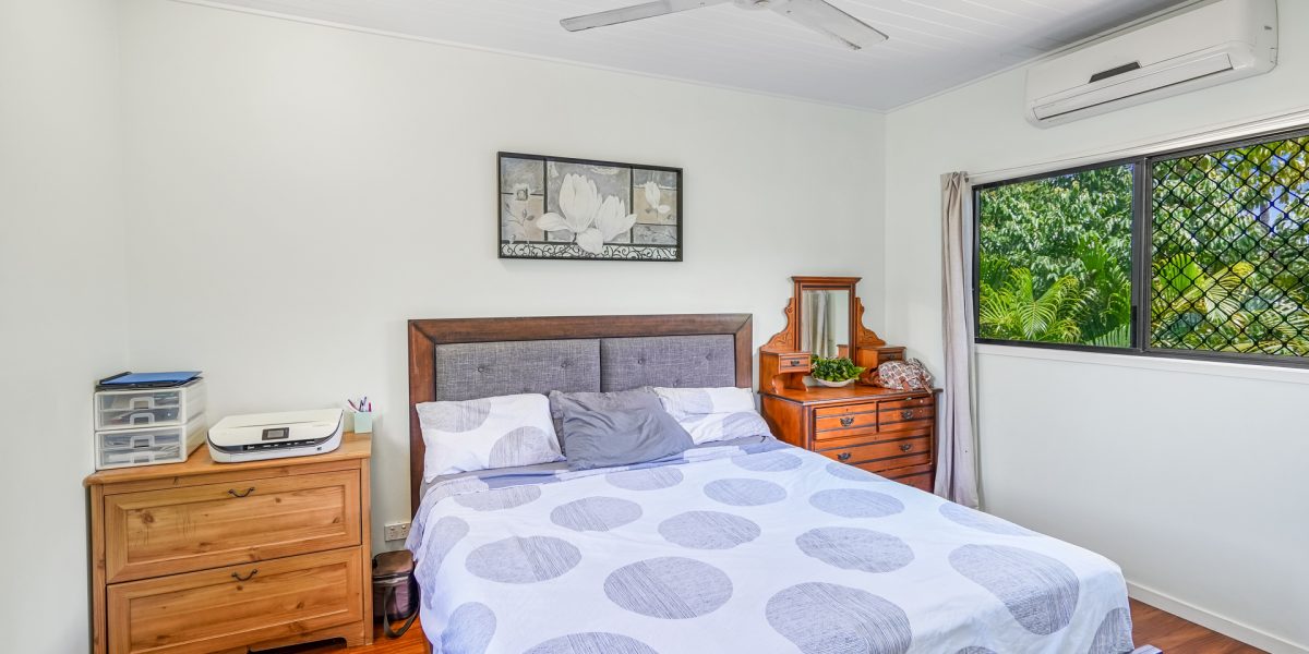 14 Lowanna Close, White Rock, QLD 4868 AUS