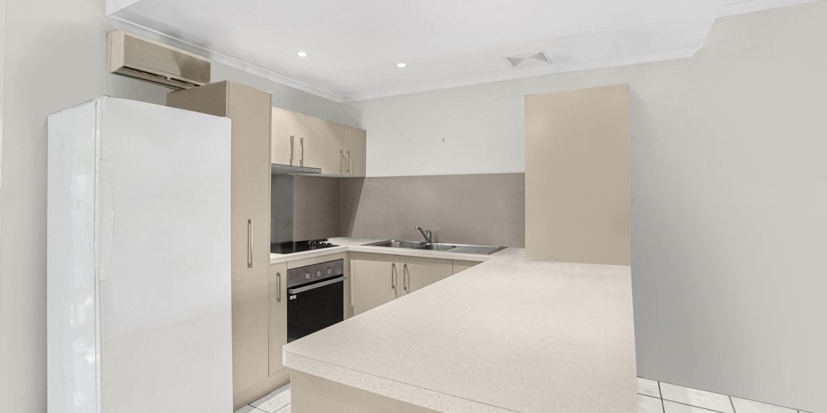 2/21 Rutherford Street, Yorkeys Knob, QLD 4878 AUS