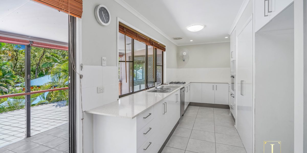 40 Lae Street, Trinity Beach, QLD 4879 AUS