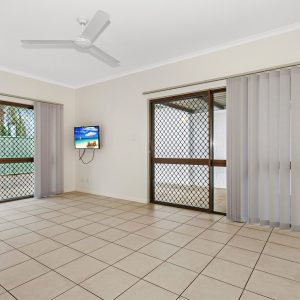4/23 Mintaro Crescent, Woree, QLD 4868 AUS