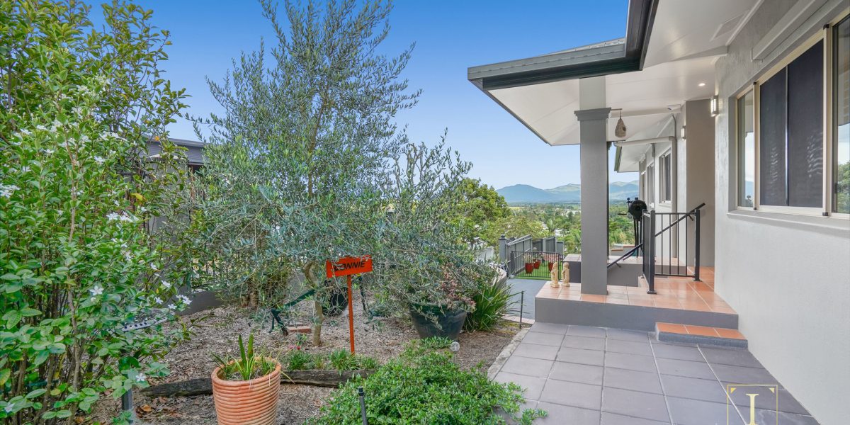 28 Dorunda Street, Mount Sheridan, QLD 4868 AUS