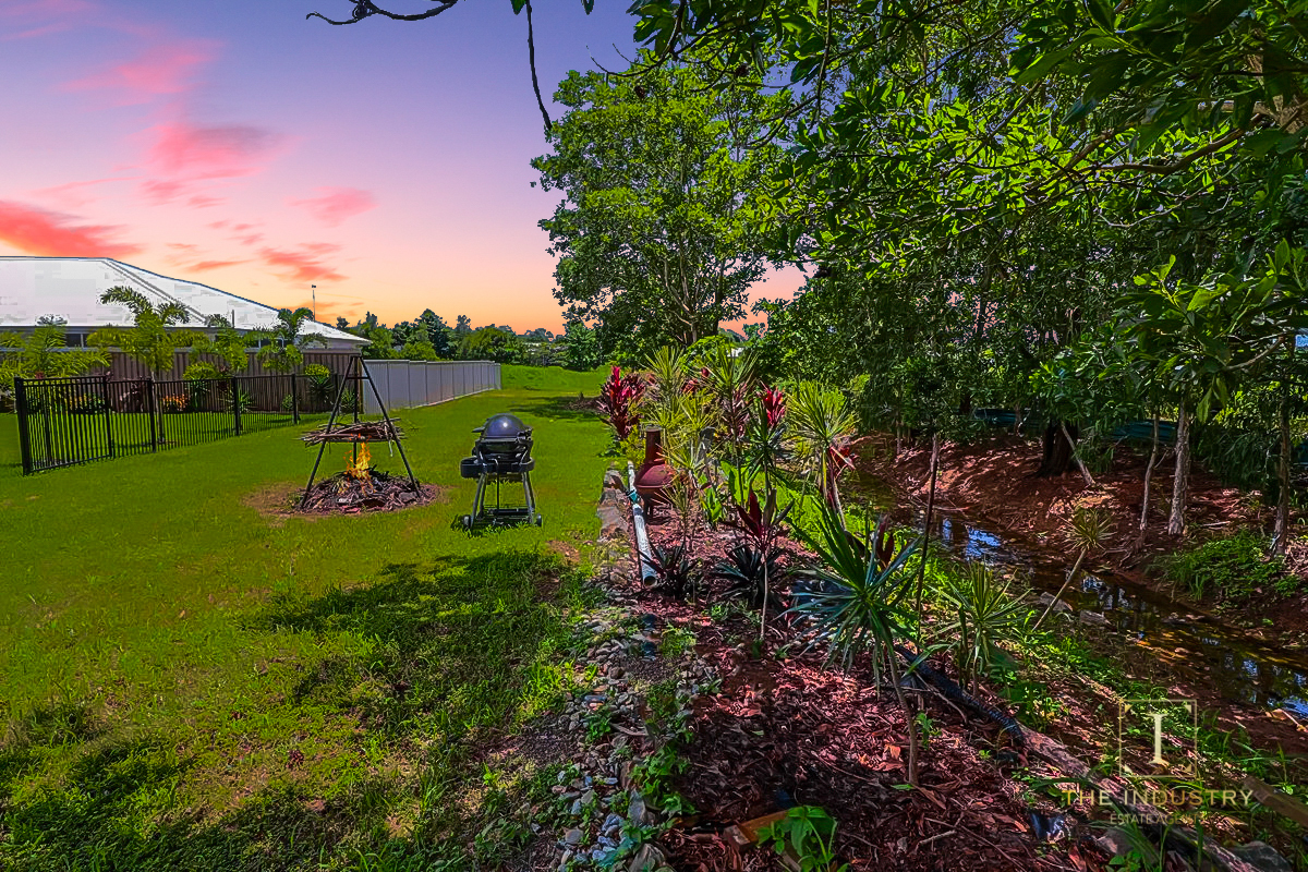 28 Whipbird Drive, Smithfield, QLD 4878 AUS