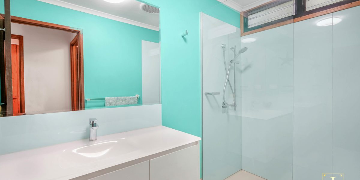 20 Cananga Close, Kamerunga, QLD 4870 AUS