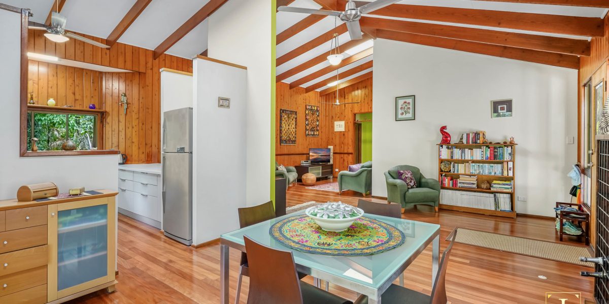 20 Cananga Close, Kamerunga, QLD 4870 AUS